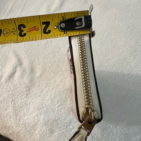 Coach Cream Floral Zip-Around Wallet with Pink Accents - Picture 9 of 9